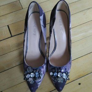 Nine West Purple Fabric Multi Rhinestone Heel Pumps Size 6